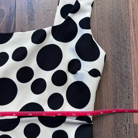 Zara Polka Dot mini Dress Limited Edition. New with tags. Size small - Picture 7 of 8